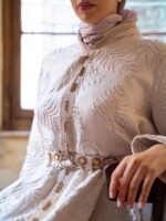 ⁦قفطان أرجوان التراث⁩ - الصورة ⁦2⁩